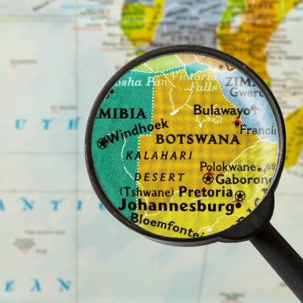 travelling from south africa to botswana